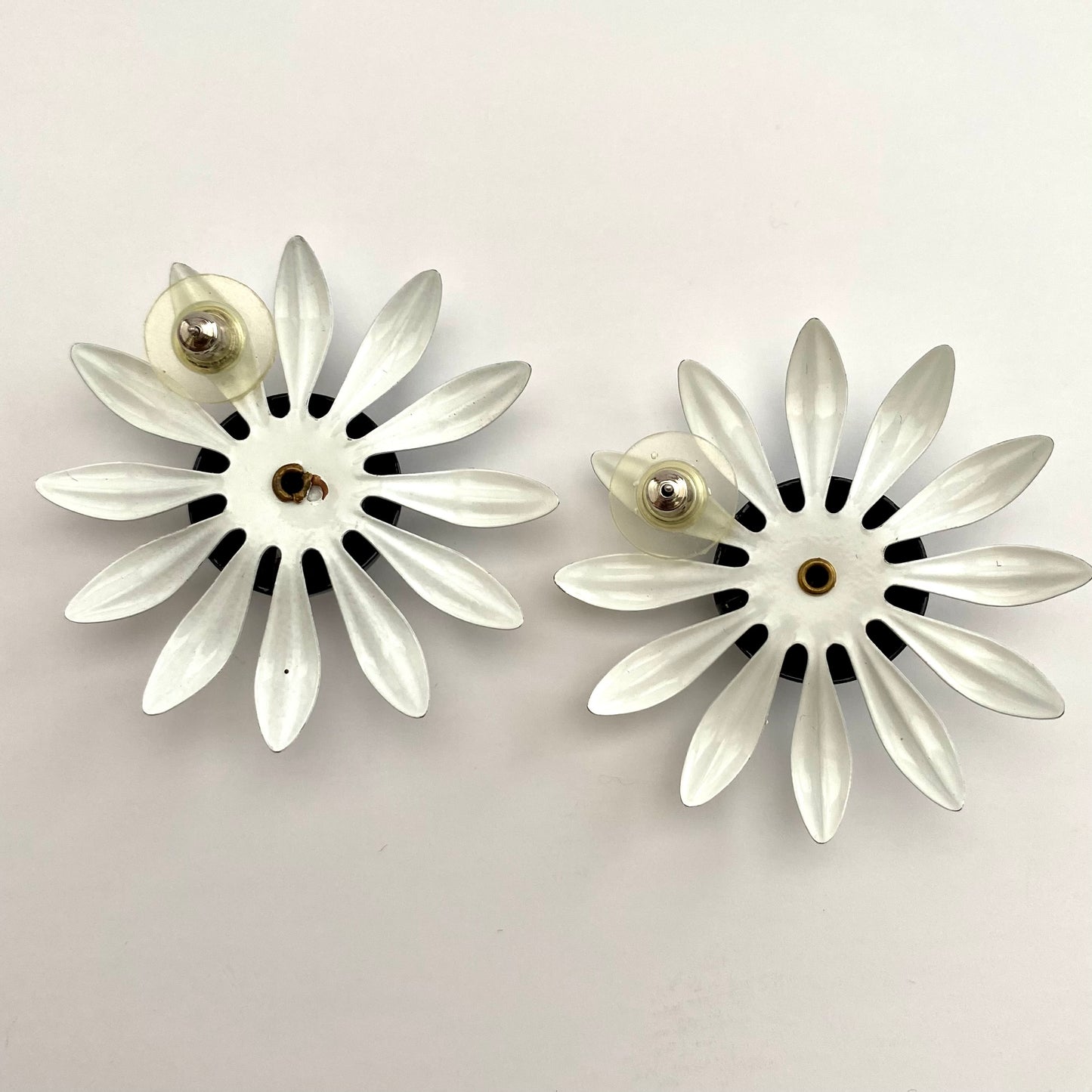 Late 60s/ Early 70s Black & White Enamel Flower Earrings