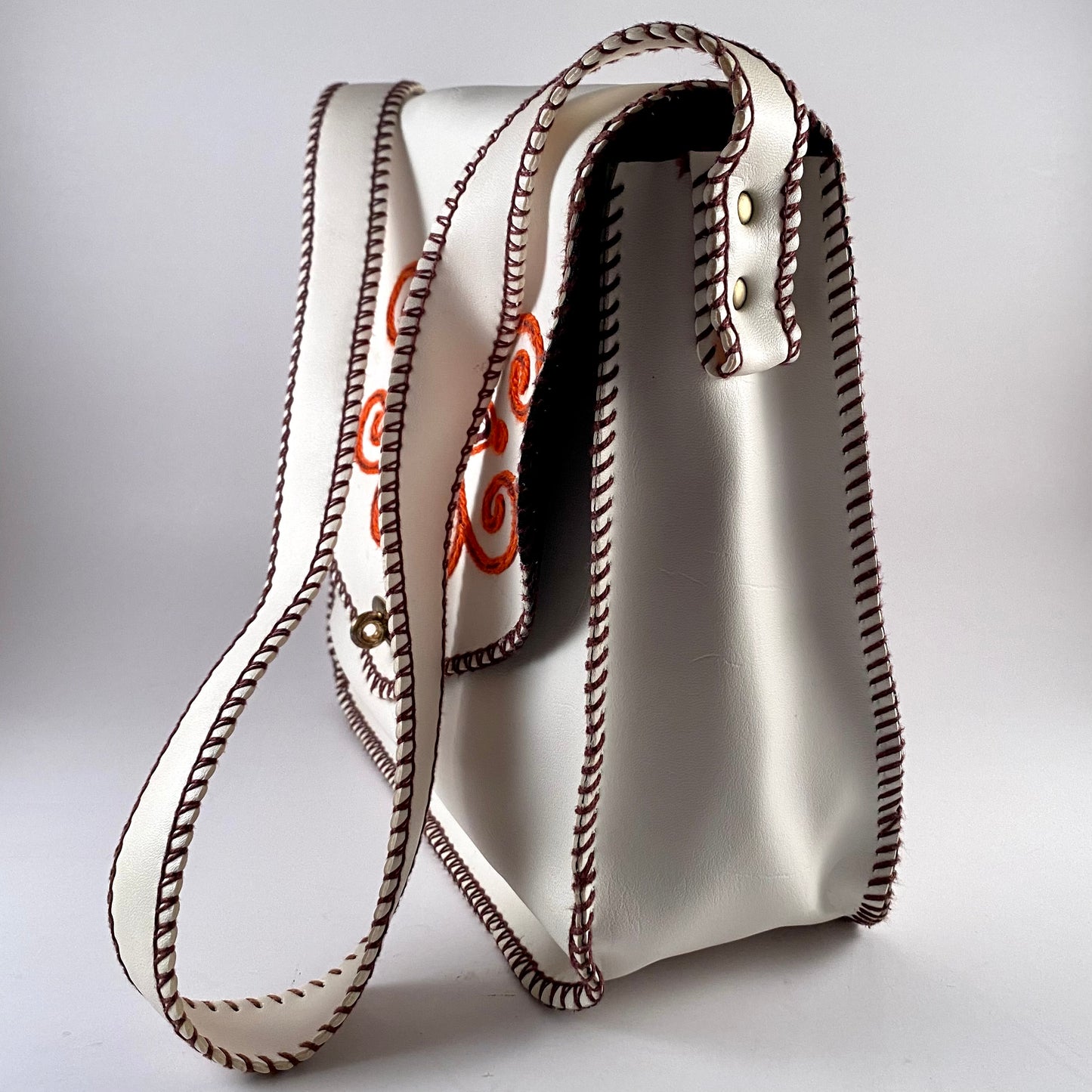 Late 60s/ Early 70s Embroidery Embellished Handbag