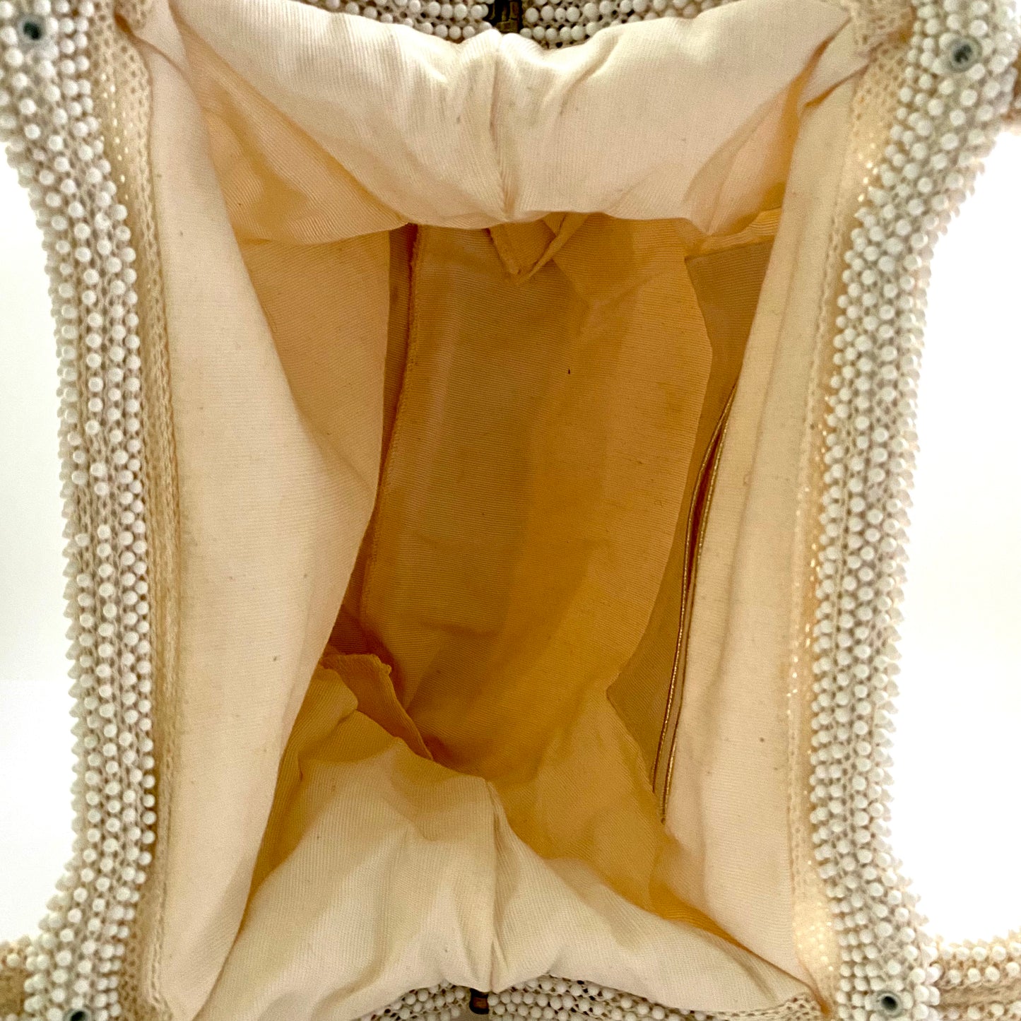 1950s Lumured Beaded Handbag