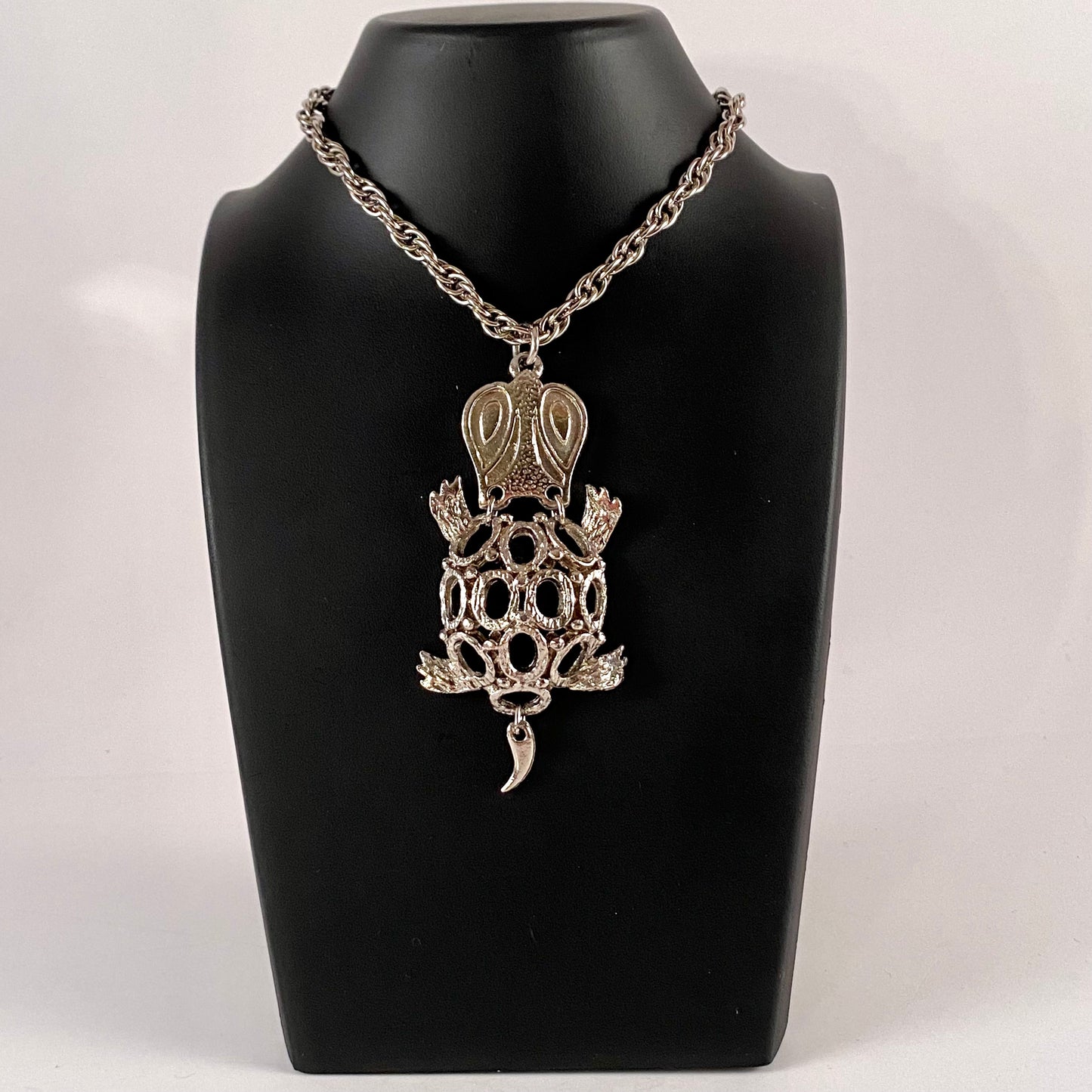 Late 60s/ Early 70s Articulated Turtle Pendant Necklace