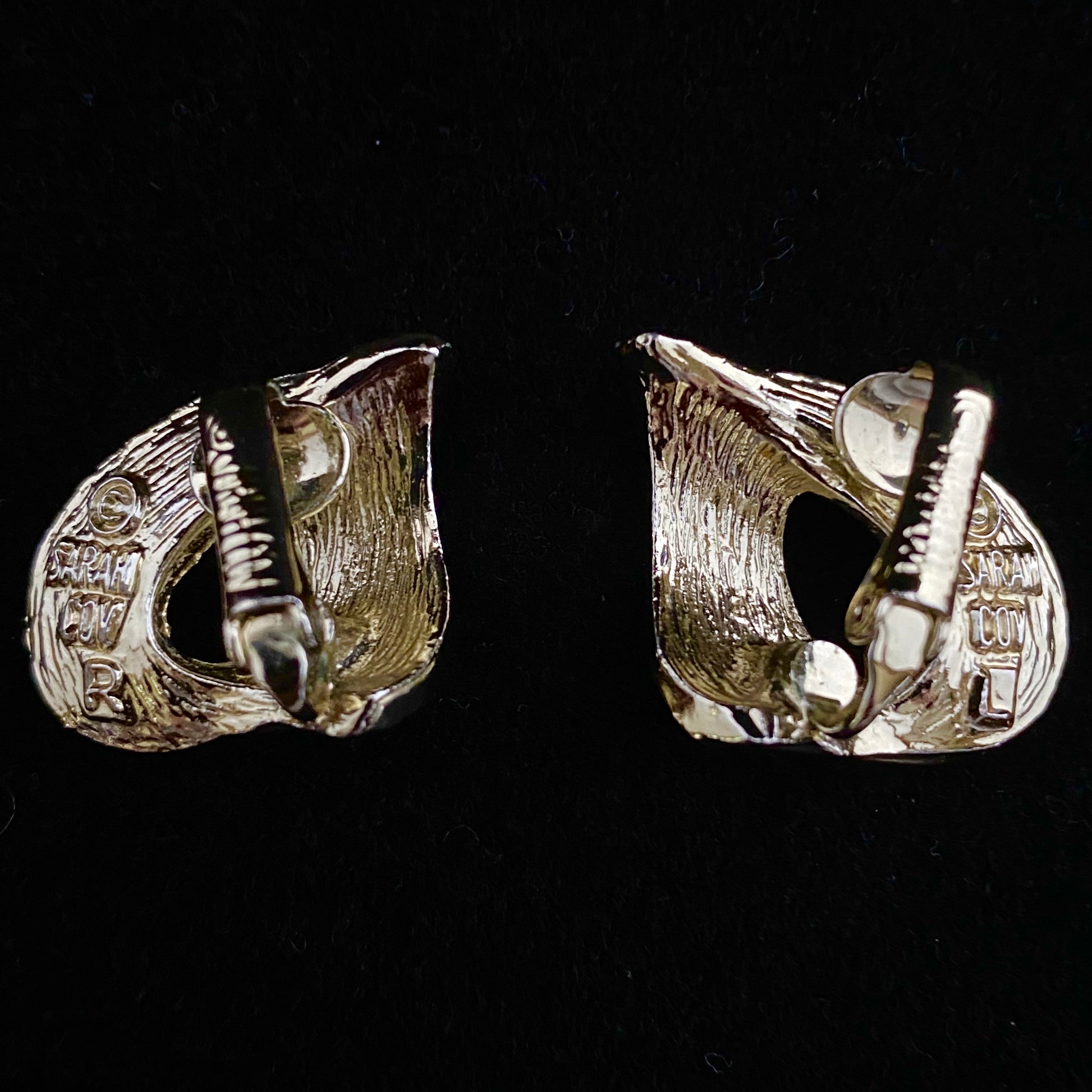 1971 Sarah Coventry Ribbonette Earrings - Retro Kandy Vintage