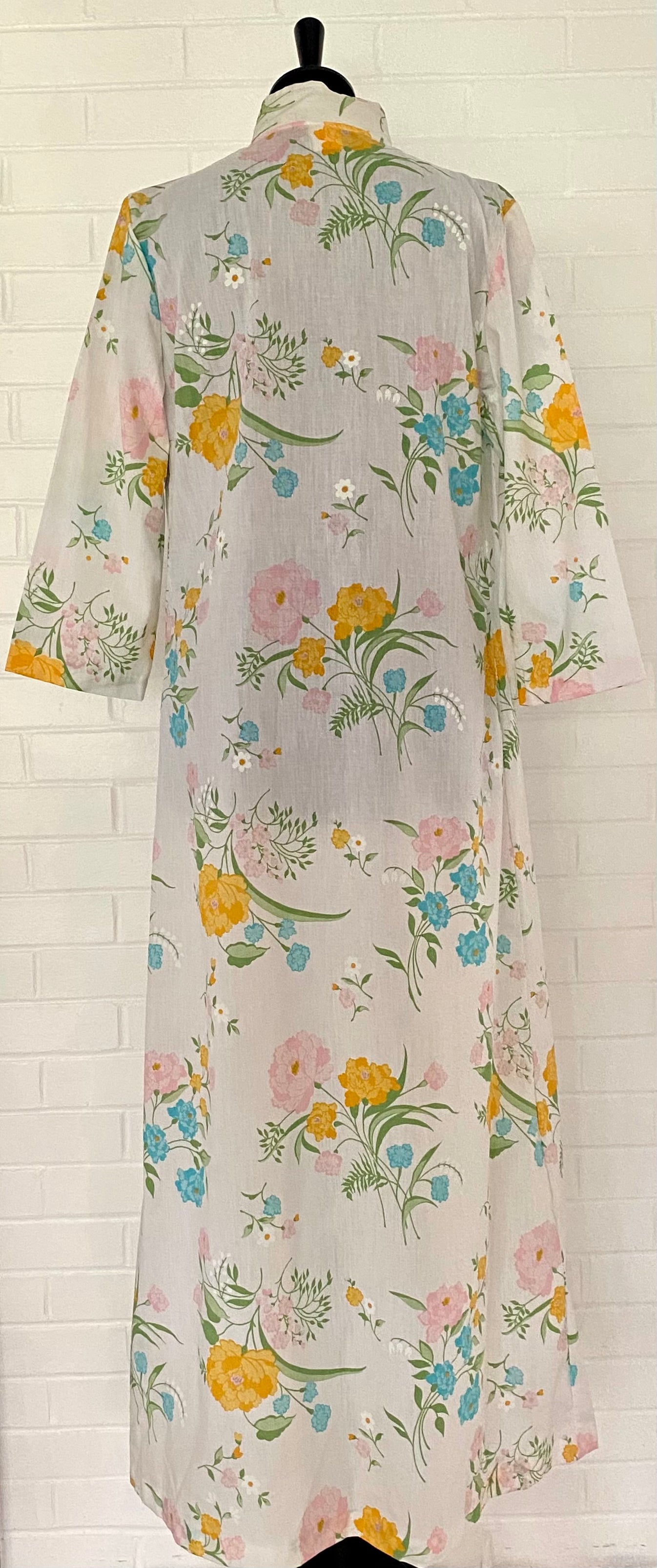 Late 60s/ Early 70s Sears Flowered Robe- New! – Retro Kandy Vintage