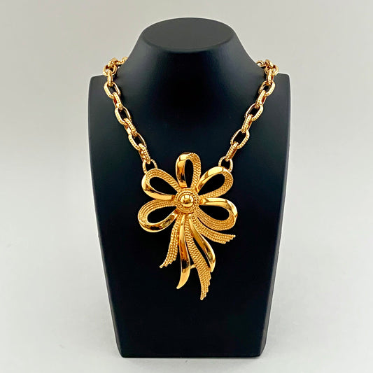 1980s Monet Bow Pendant Chain Necklace