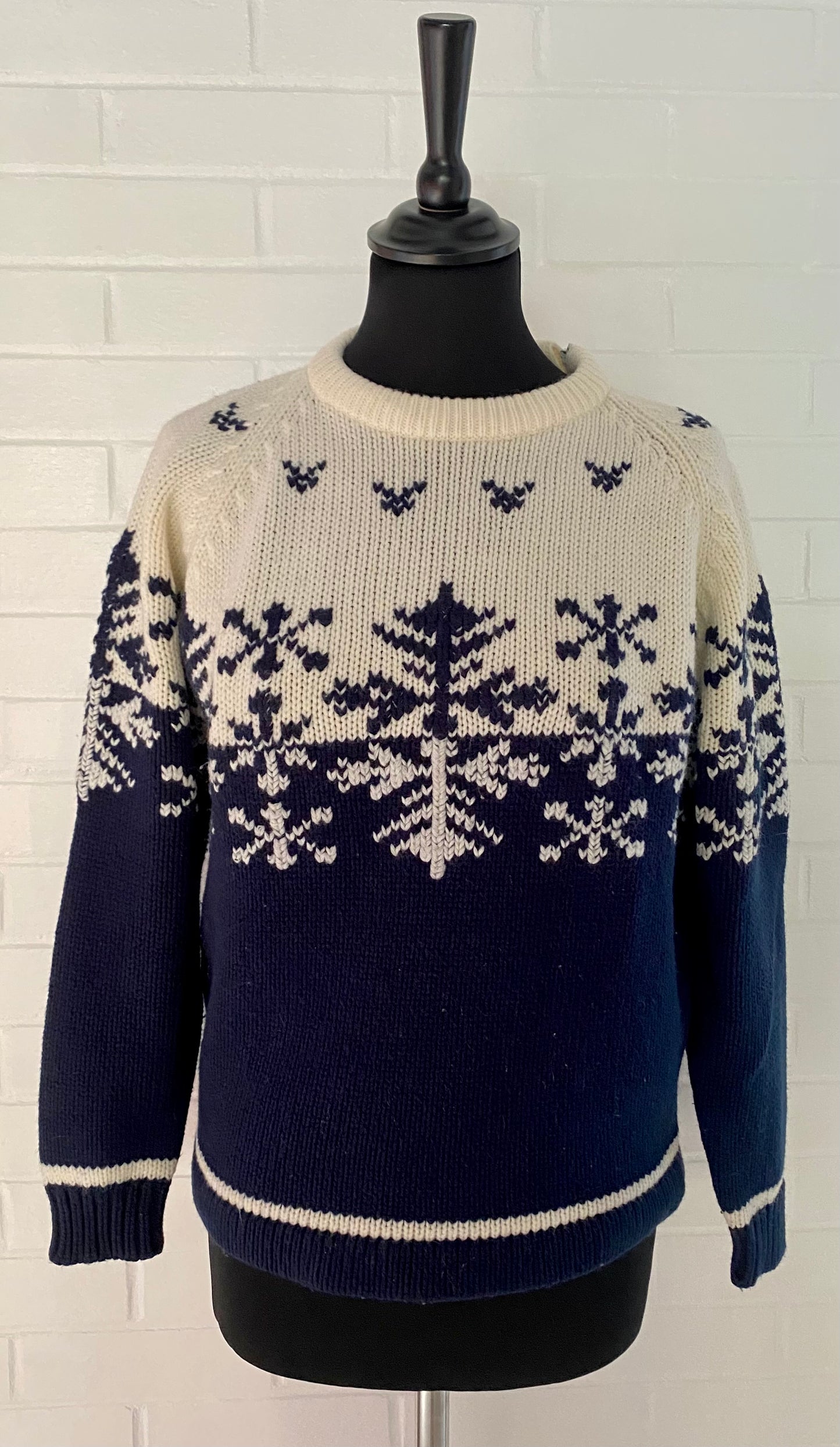 1960s Snowflake Sweater