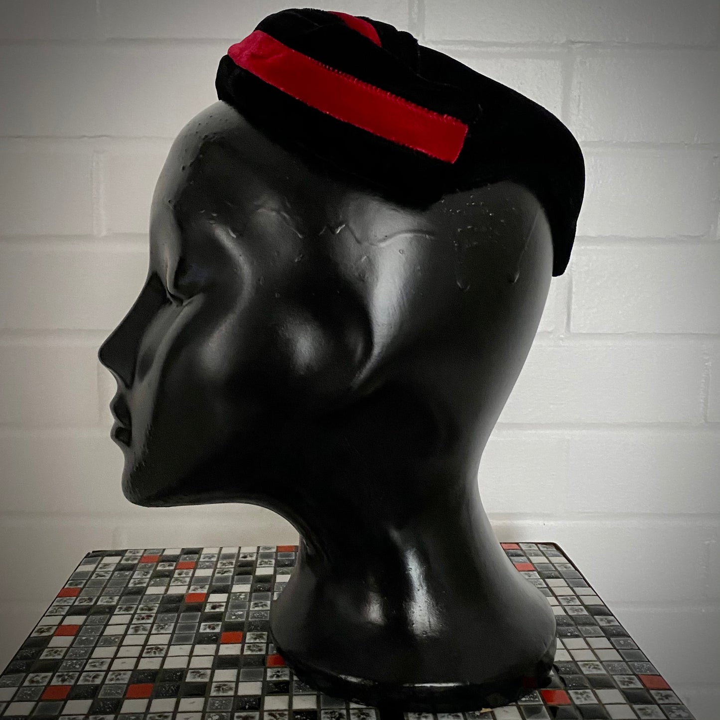 1950s Black & Red Velvet Calot Hat