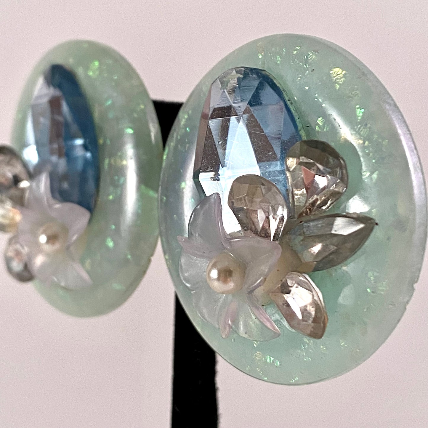 1950s Confetti Lucite Rhinestone Flower Earrings