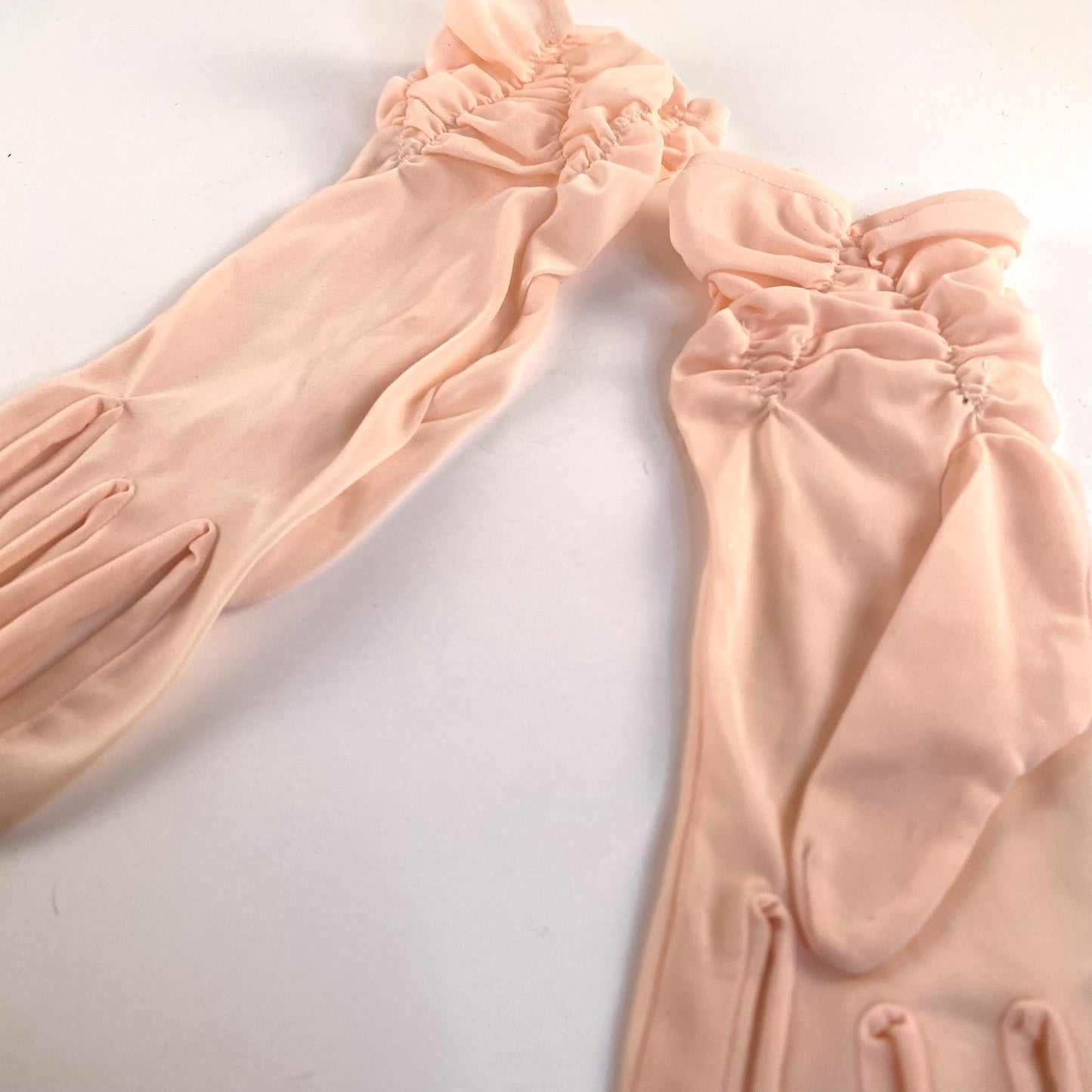 1950s Fownes Pale Pink Sheer Nylon Gloves