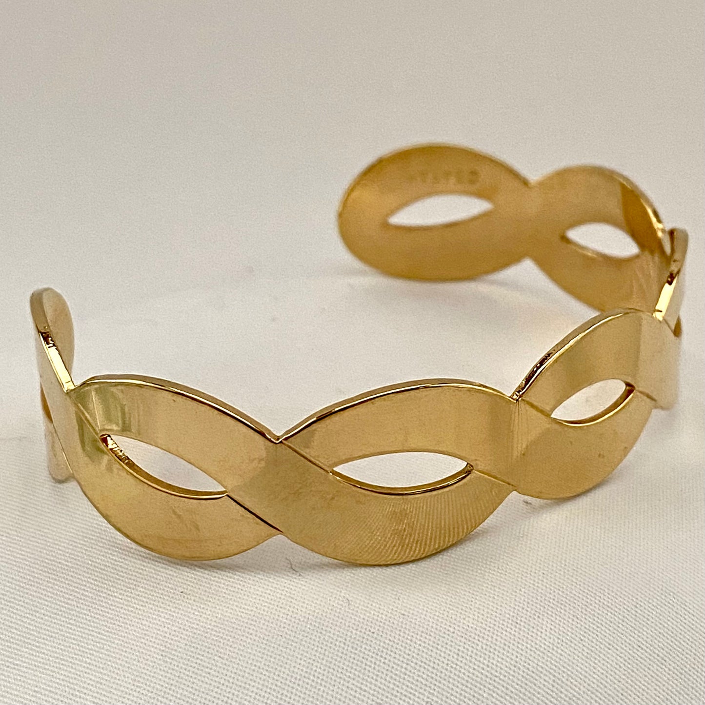 1976 Sarah Coventry Fashion Braid Bracelet