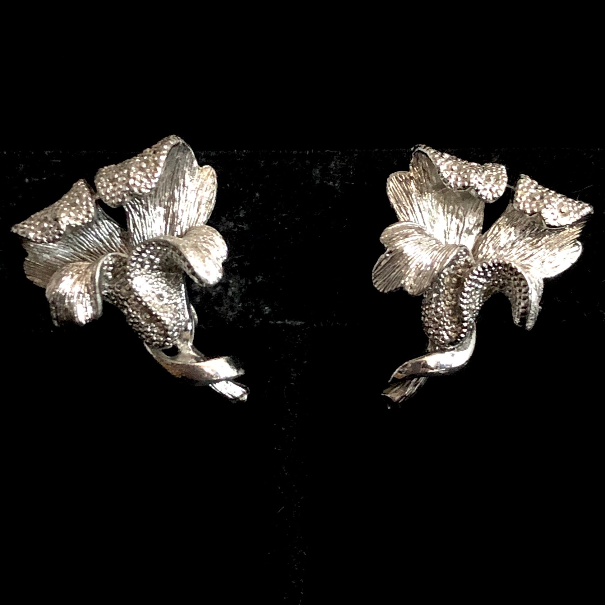 Late 50s/ Early 60s Coro Lily Earrings - Retro Kandy Vintage