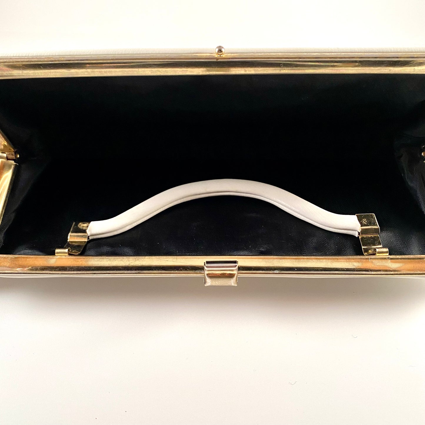 Late 50s/ Early 60s White Clutch With Optional Handle