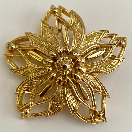 1960s Vintage Flower Brooch