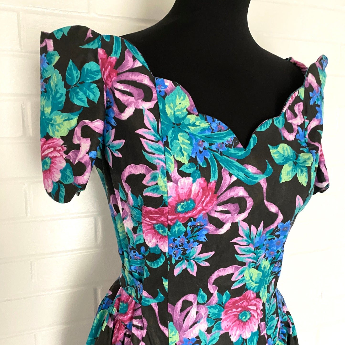 1980s Expo Flowered Party Dress
