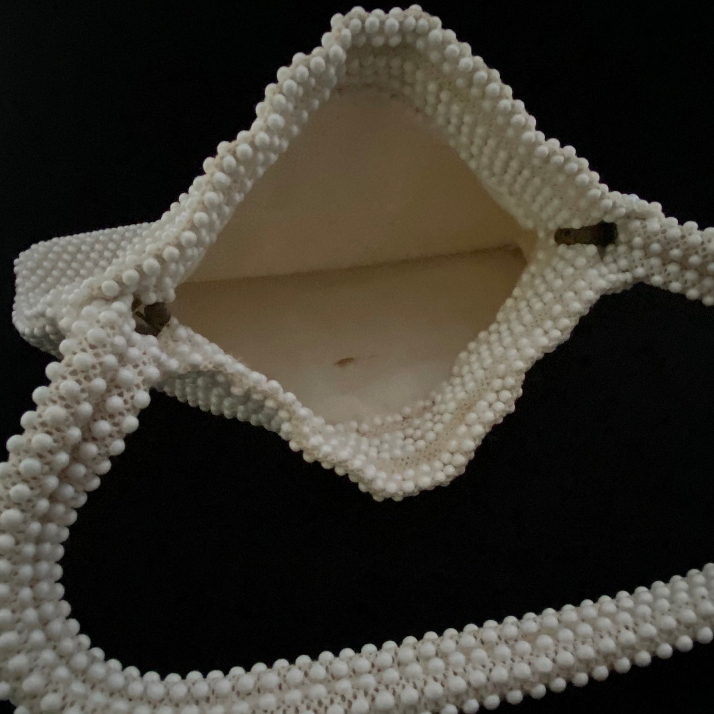 1960s No Label Ivory Bead Handbag - Retro Kandy Vintage