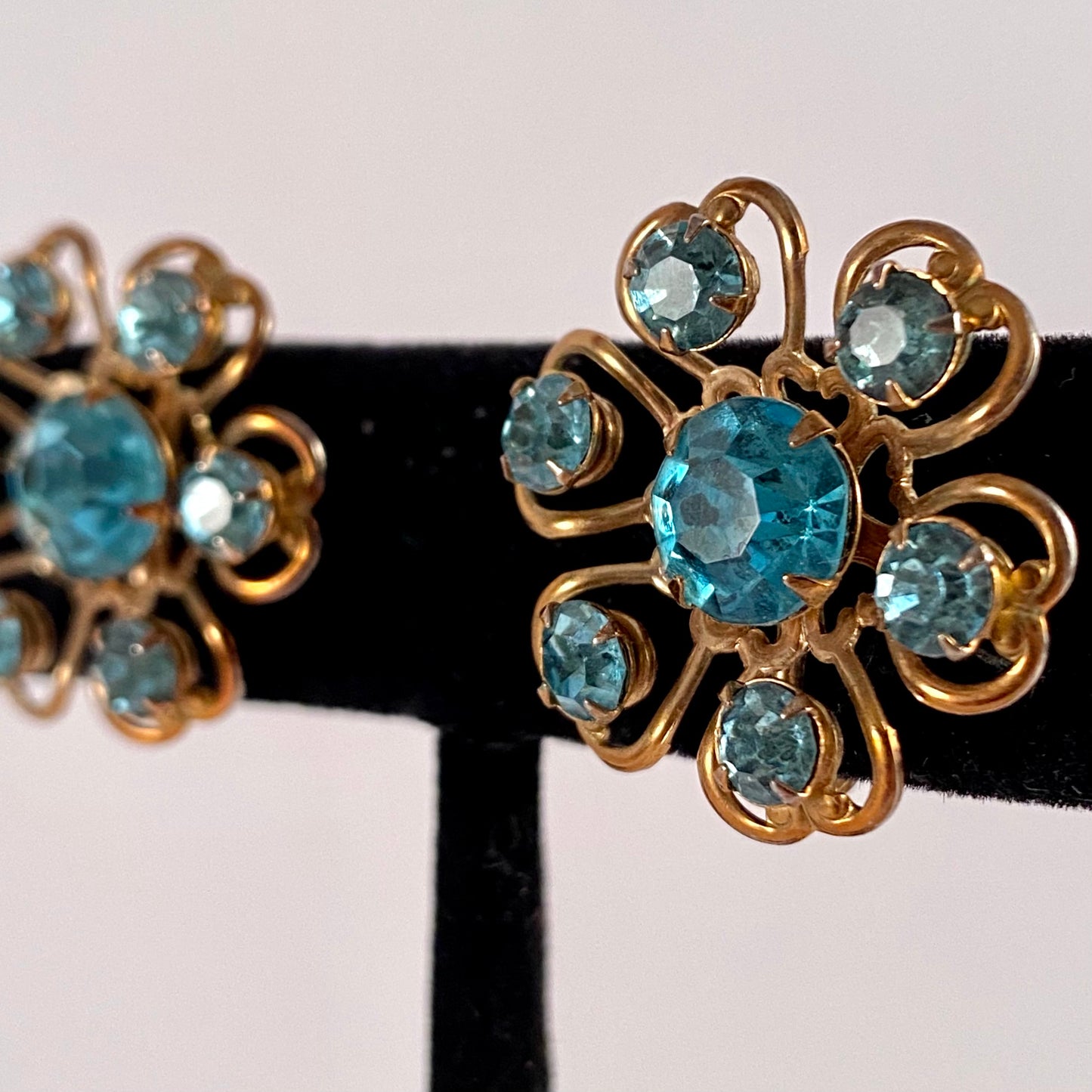 1950s Blue Rhinestone Flower Earrings