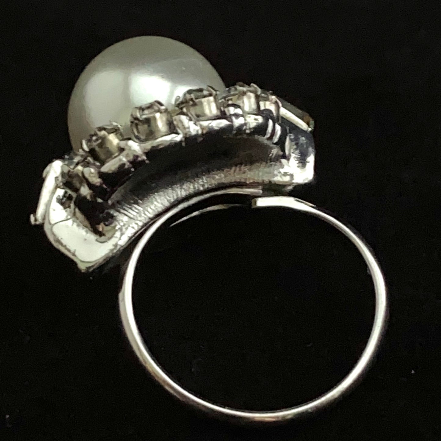 1971 Sarah Coventry Charmer Ring