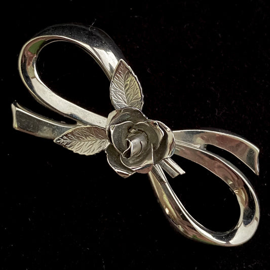 1950s Coro Pegasus Silver Bow Brooch - Retro Kandy Vintage