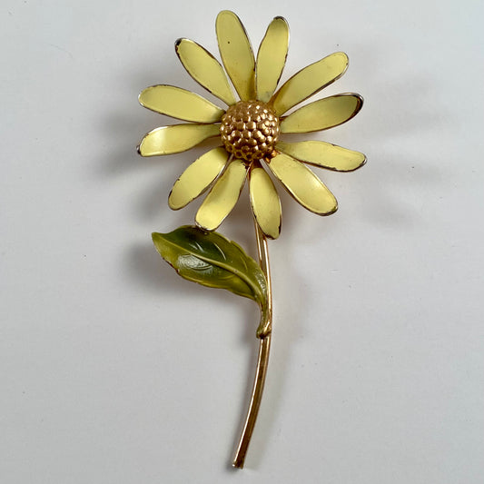 Late 60s/ Early 70s Yellow Daisy Enamel Brooch