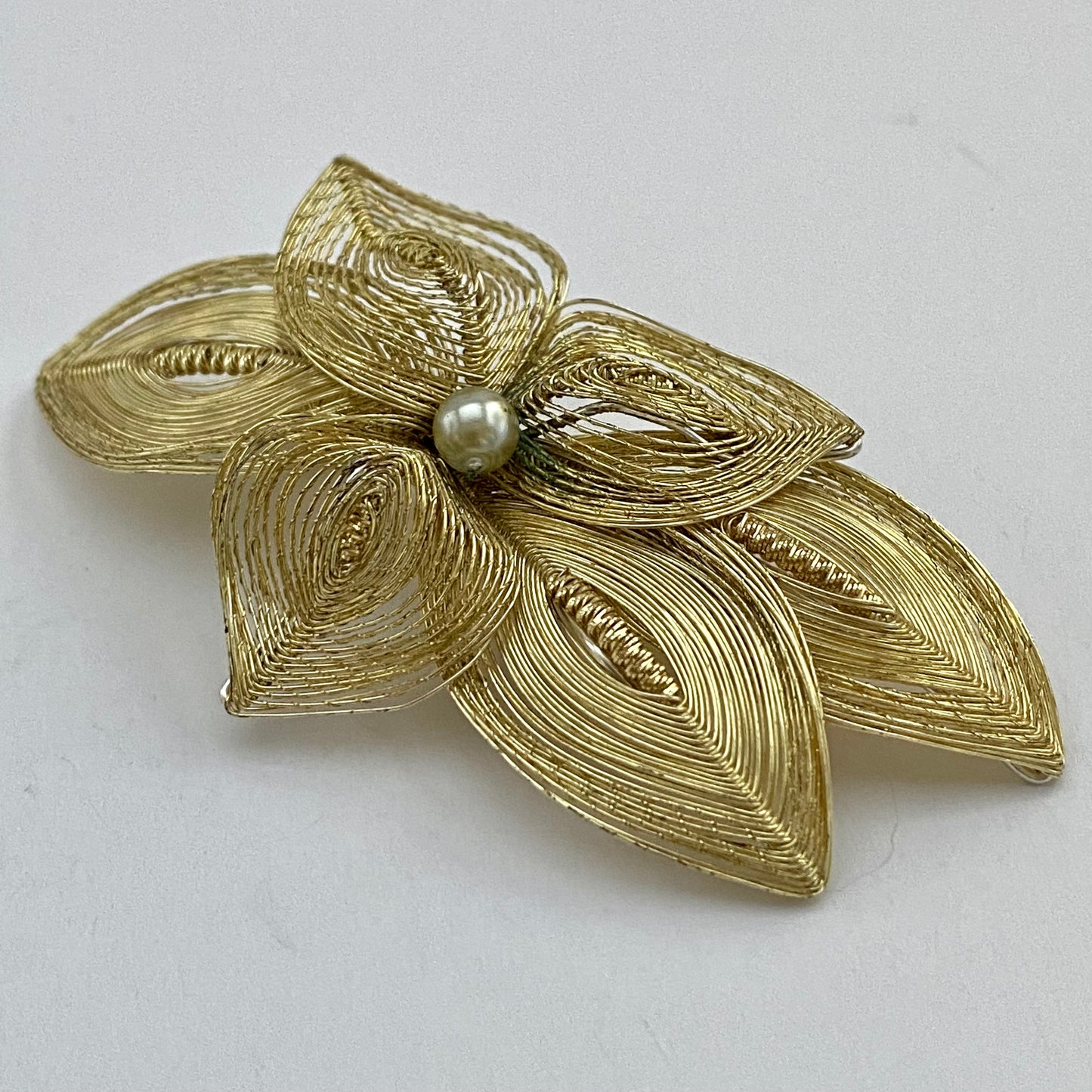 1950s Germany Gold-Tone Spun Wire Brooch & Earrings Set