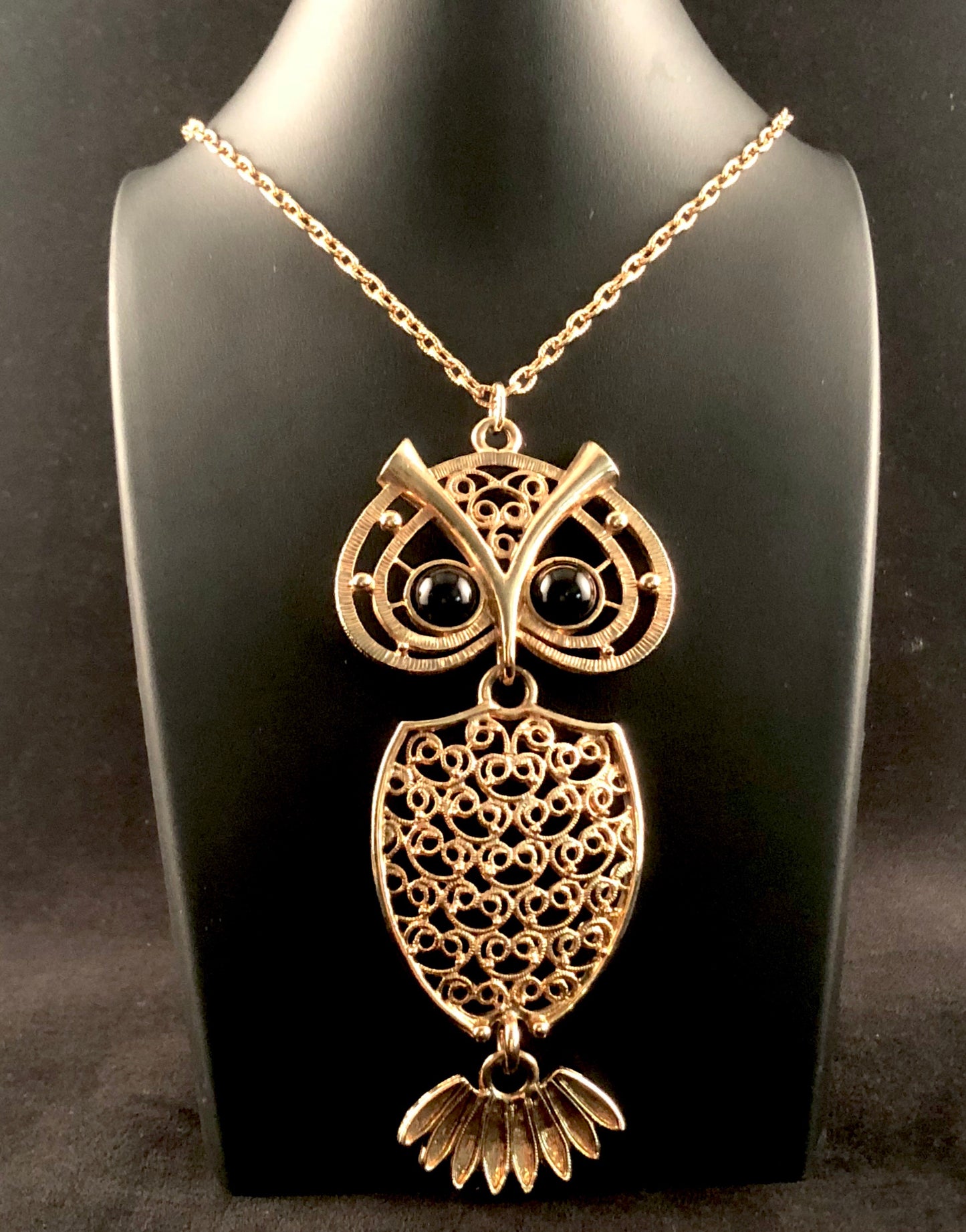 1974 Sarah Coventry Nite-Owl Necklace - Retro Kandy Vintage