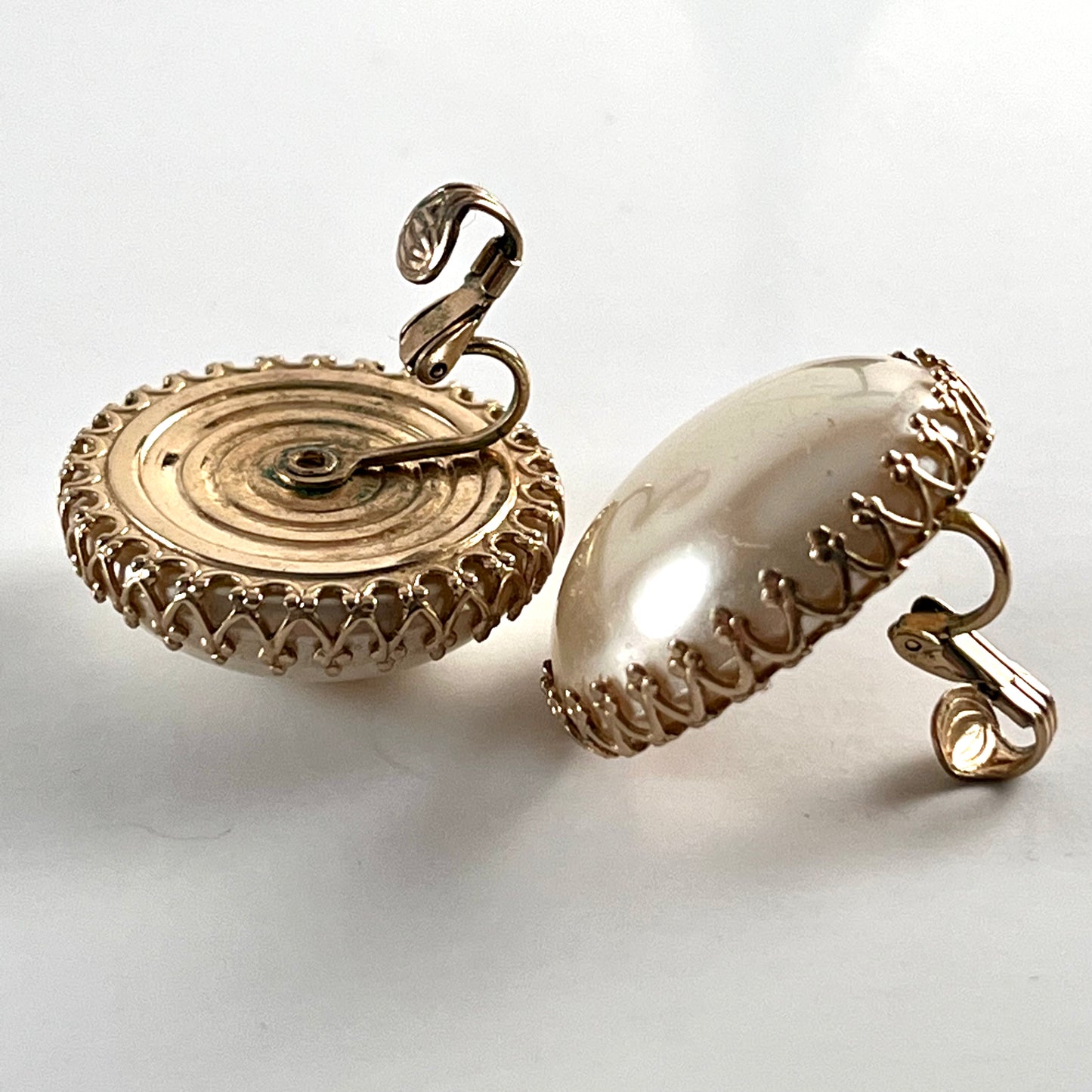 1960s Pearl Dome Earrings