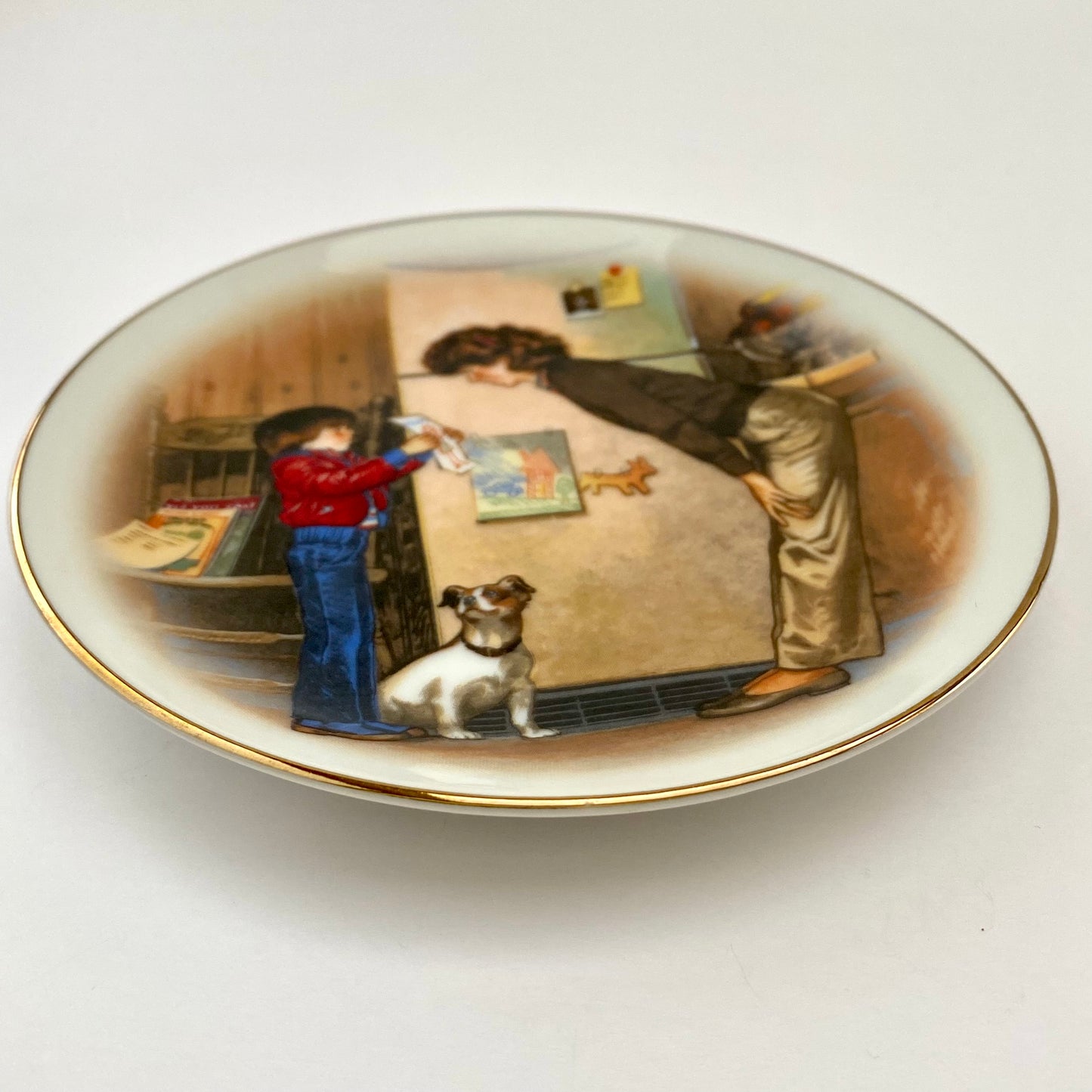 1985 Avon, Creation of Love,  Special Memories Plate by Tom Newsom