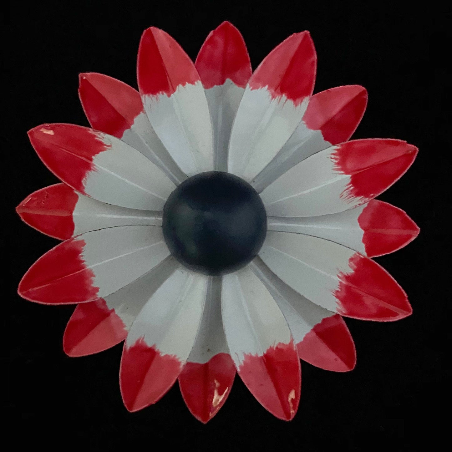 1960s Americana Enamel Flower Brooch - Retro Kandy Vintage