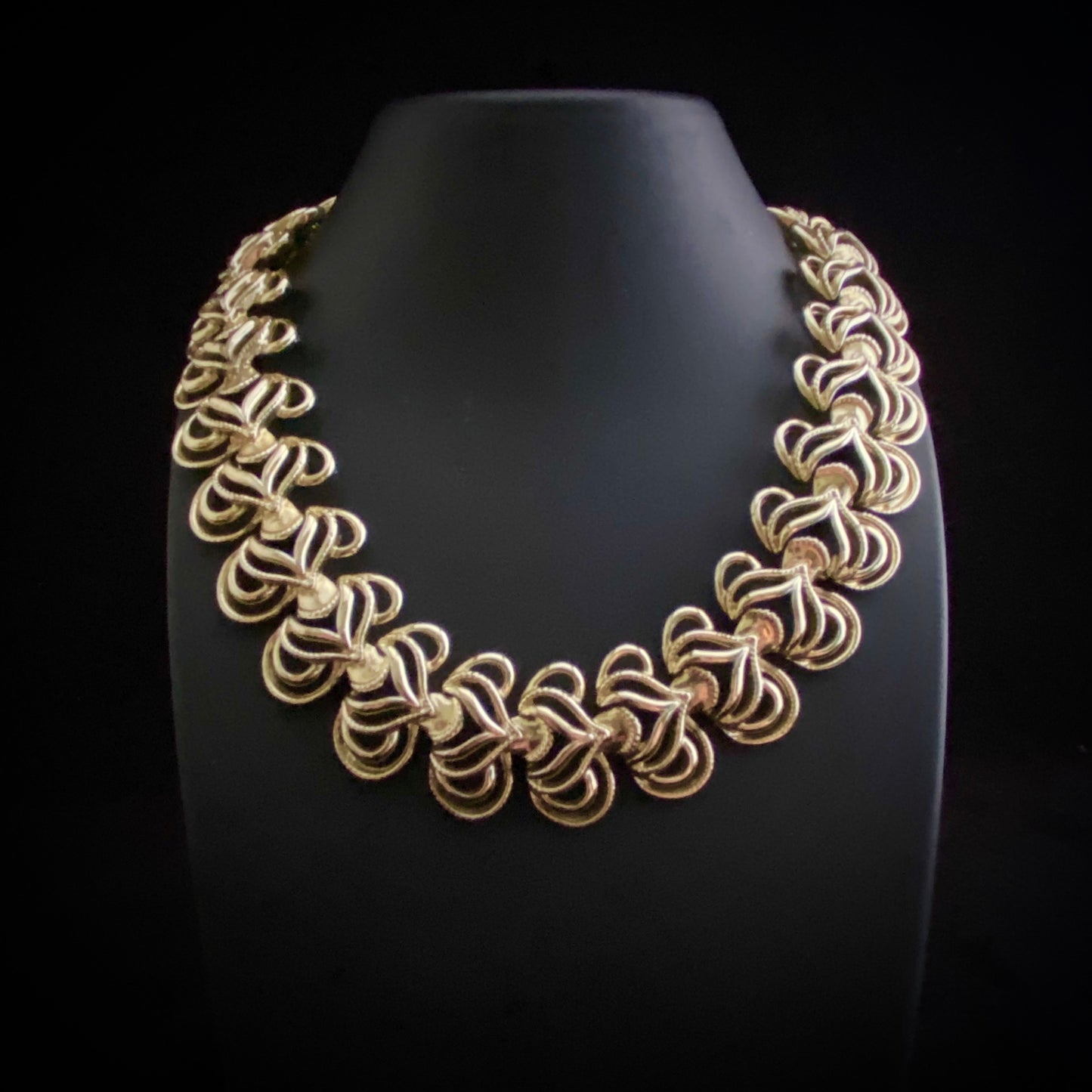 Late 50s/ Early 60s Coro Gold Necklace - Retro Kandy Vintage