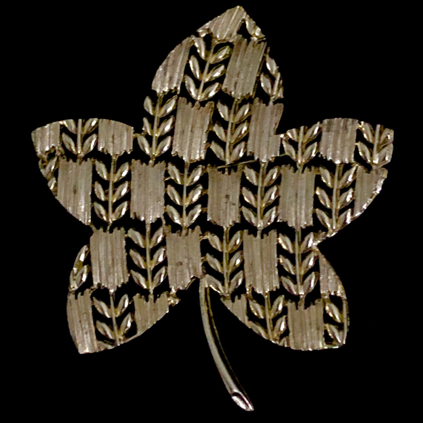 1960s Linser Gold-Tone Leaf Brooch - Retro Kandy Vintage