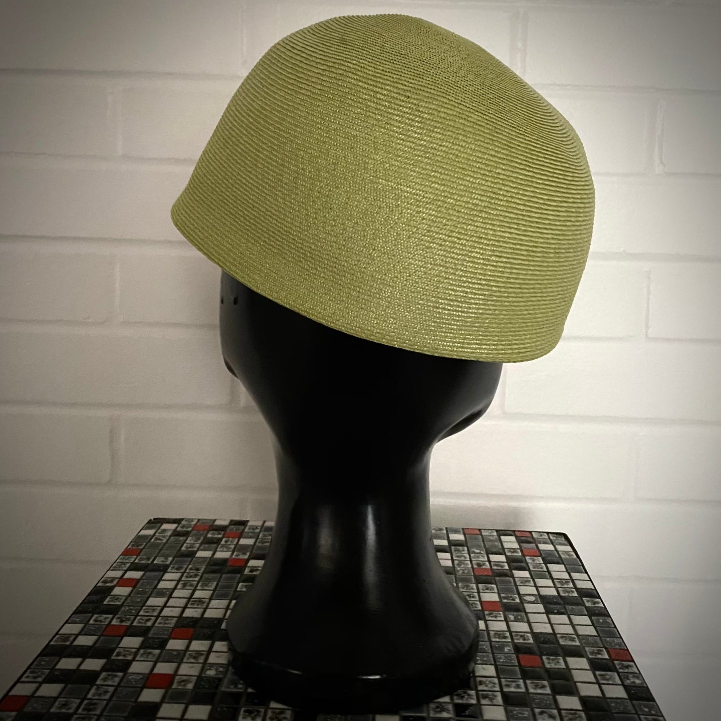 1960s Woven Cloche Hat