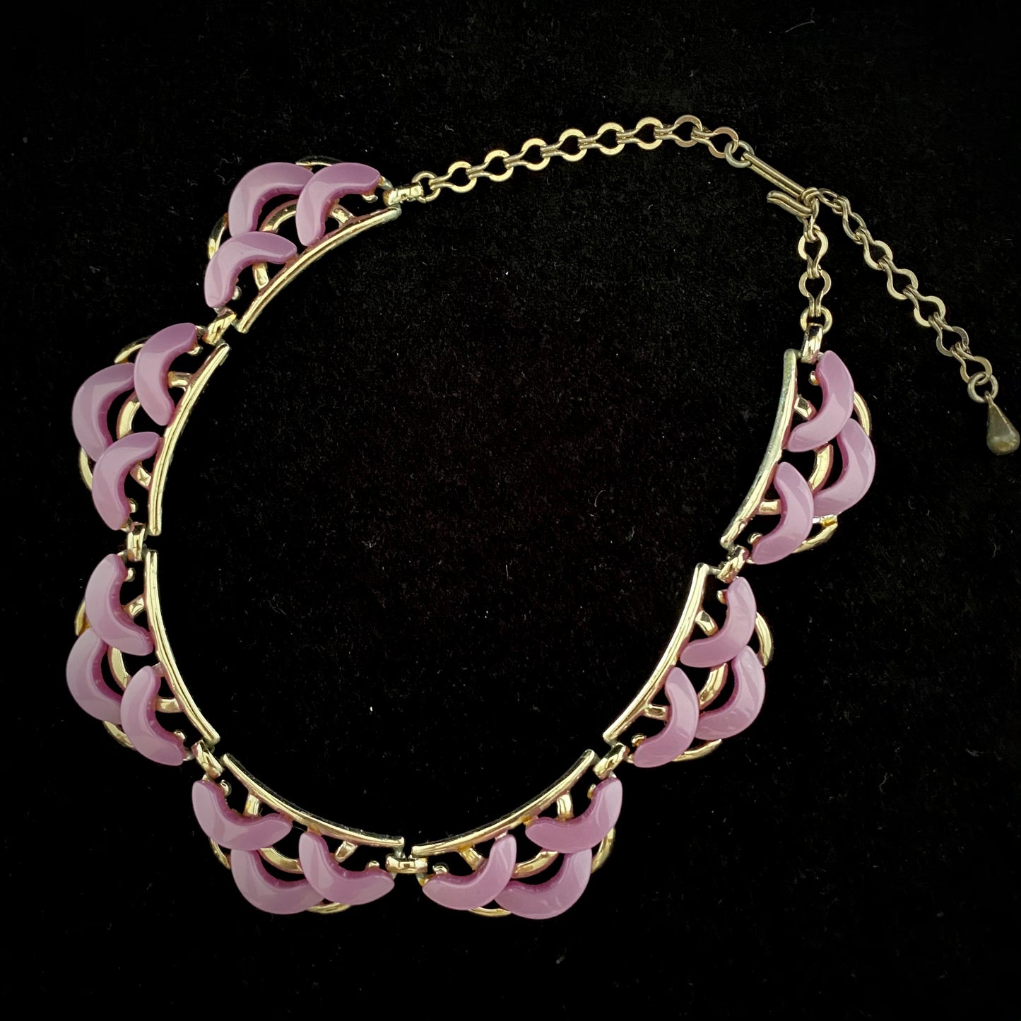 Late 50s/ Early 60s Purple Lucite Necklace