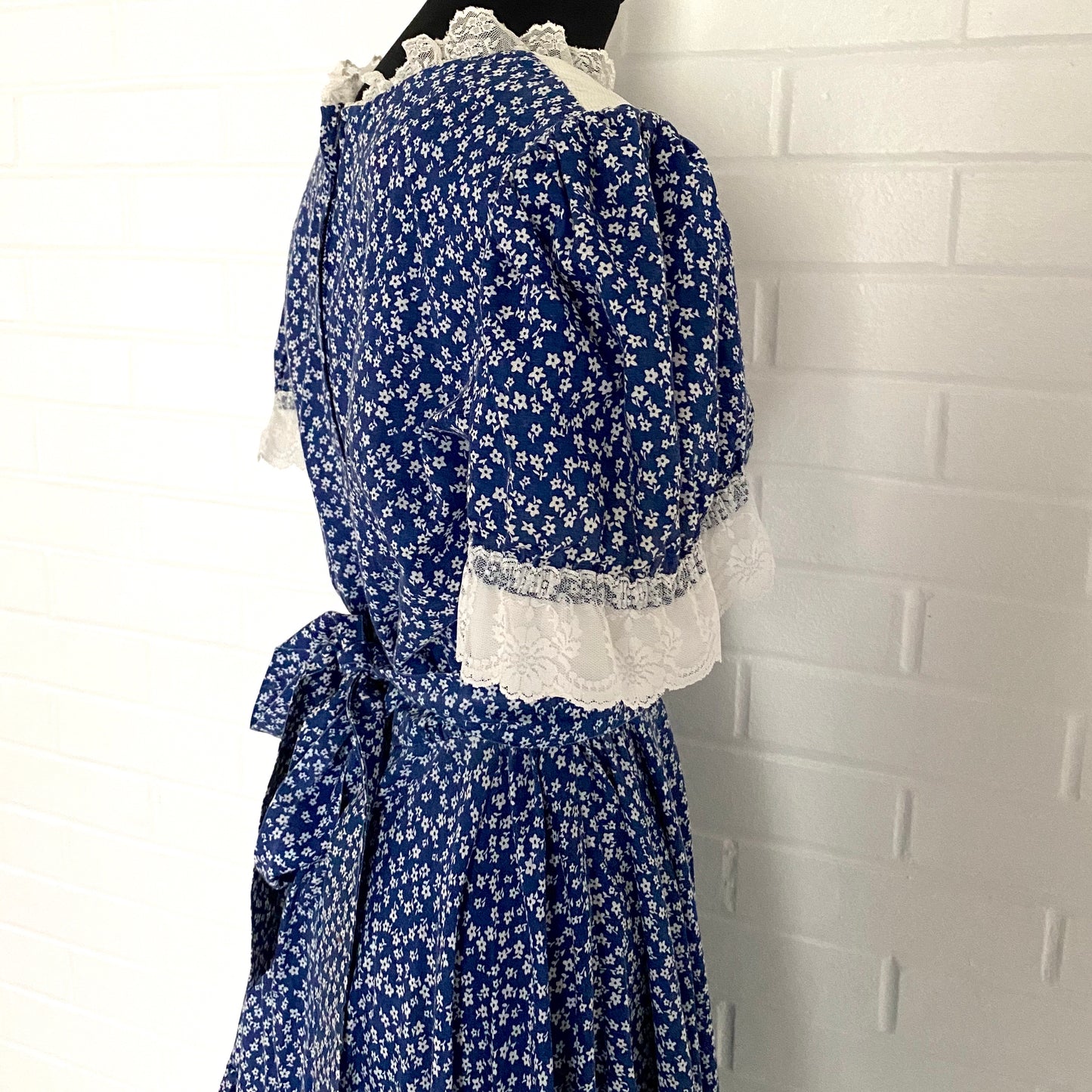 1960s Malco Modes, San Francisco Country Dress