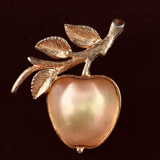 1970 Sarah Coventry Delicious Gold Brooch - Retro Kandy Vintage