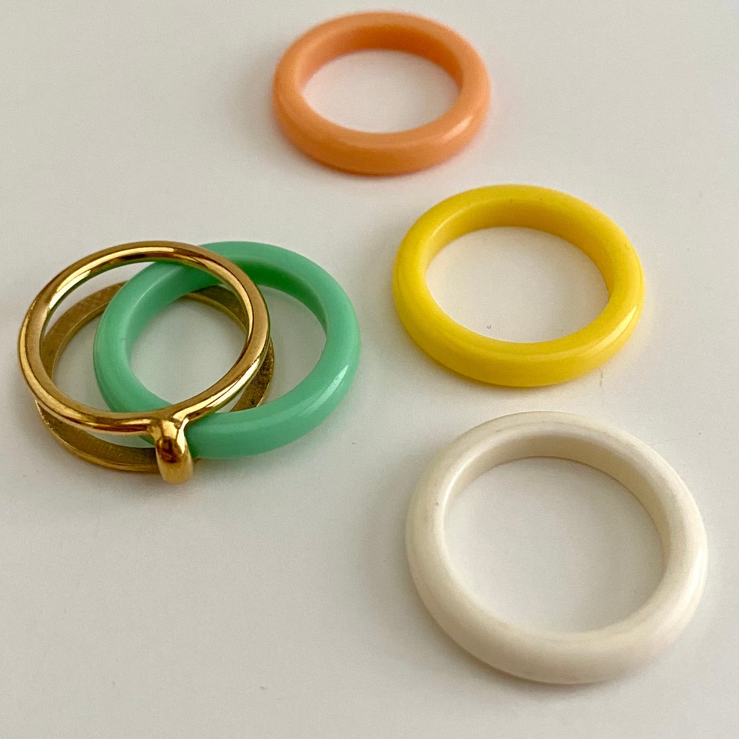 1979 Avon Color-Go-Round Interchangeable Ring