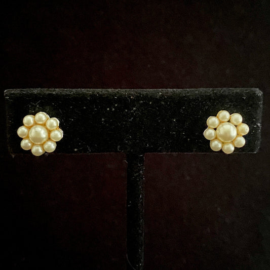 1950s Marvella Faux Pearl Flower Earrings