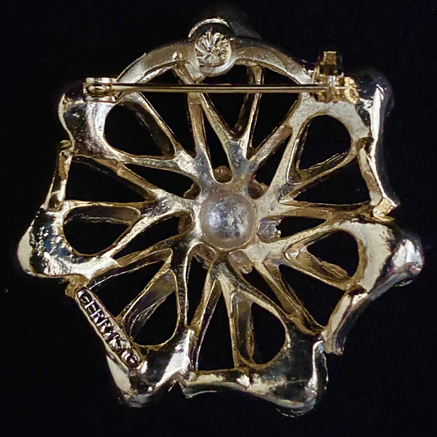 1960s Gerry's Flower Brooch