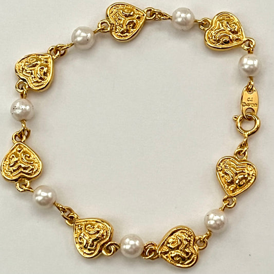 1994 Avon Pearly Heart Bracelet