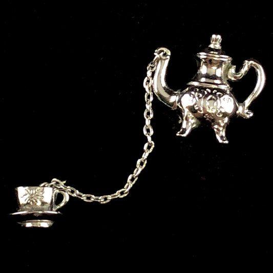 1981 Avon Colonial Teapot Pin - Retro Kandy Vintage