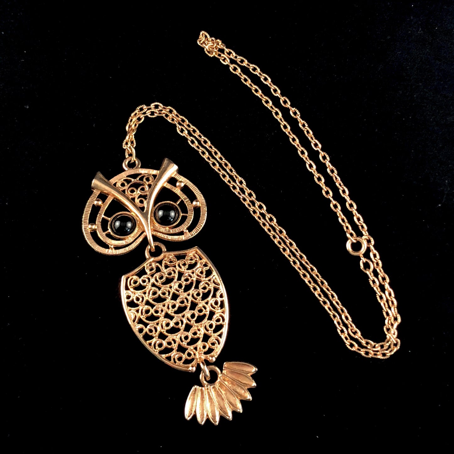 1974 Sarah Coventry Nite-Owl Necklace - Retro Kandy Vintage