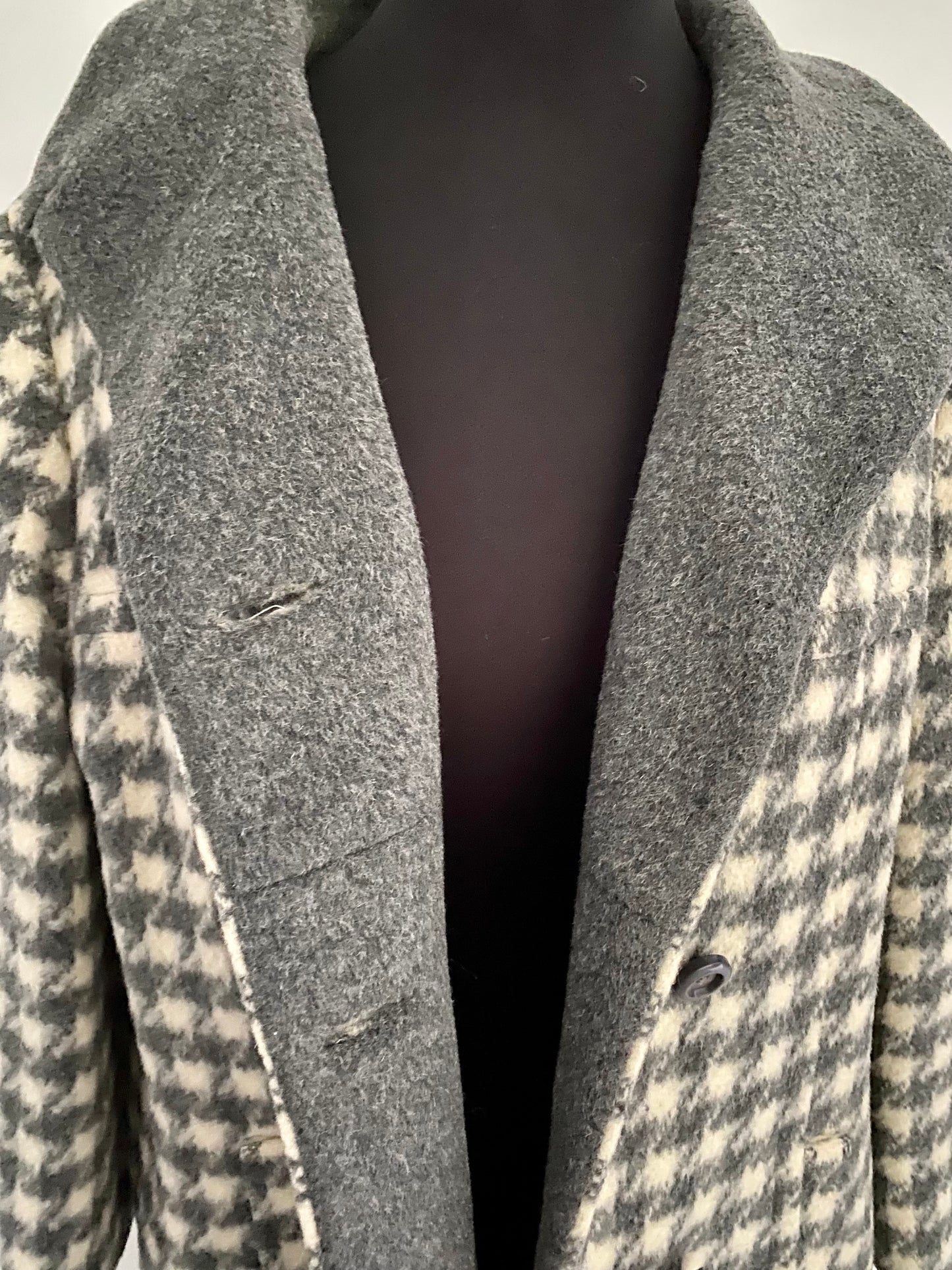 1960s Zachs, East Liverpool Houndstooth Coat