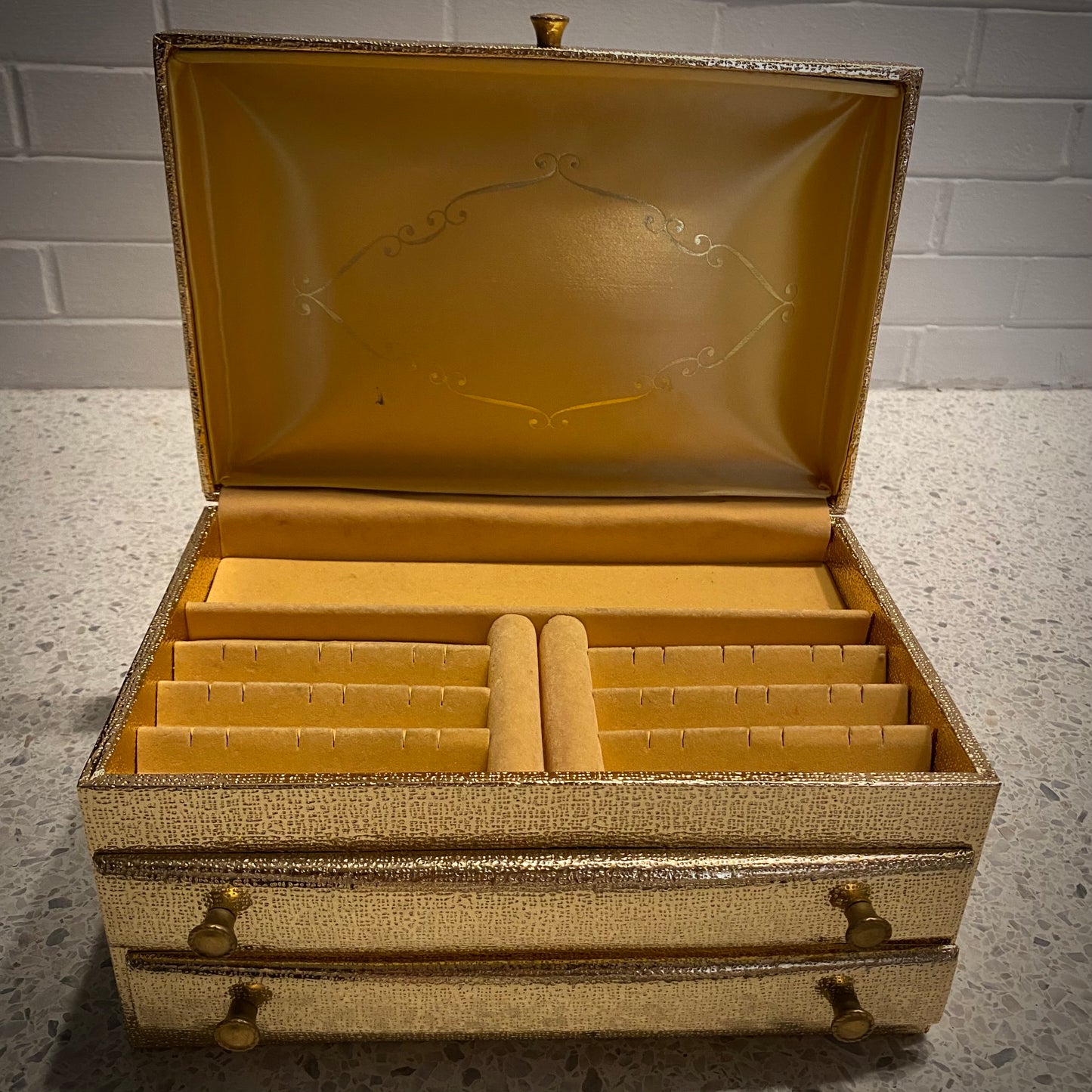 1970s Buxton Jewelry Box