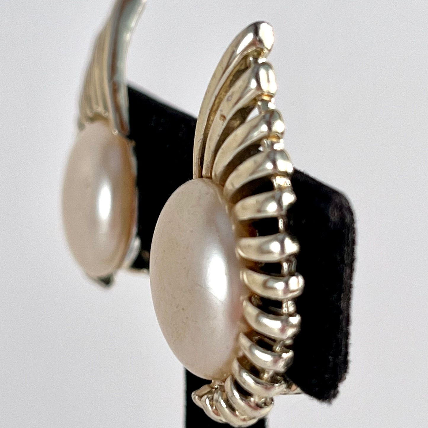 1956 Sarah Coventry Pearl Flight Earrings