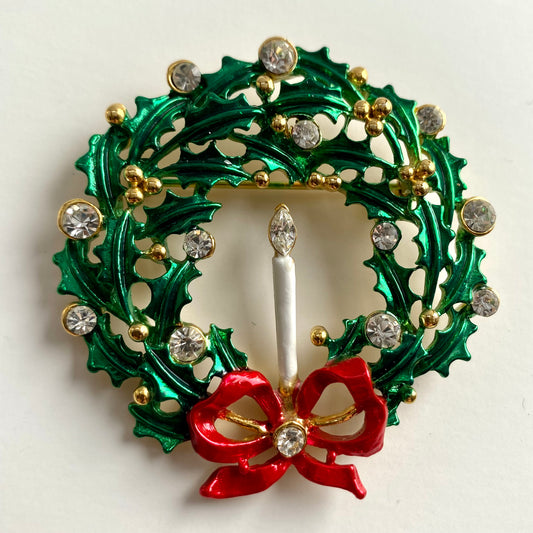 Late 80s/ Early 90s Holly Wreath Enamel Brooch