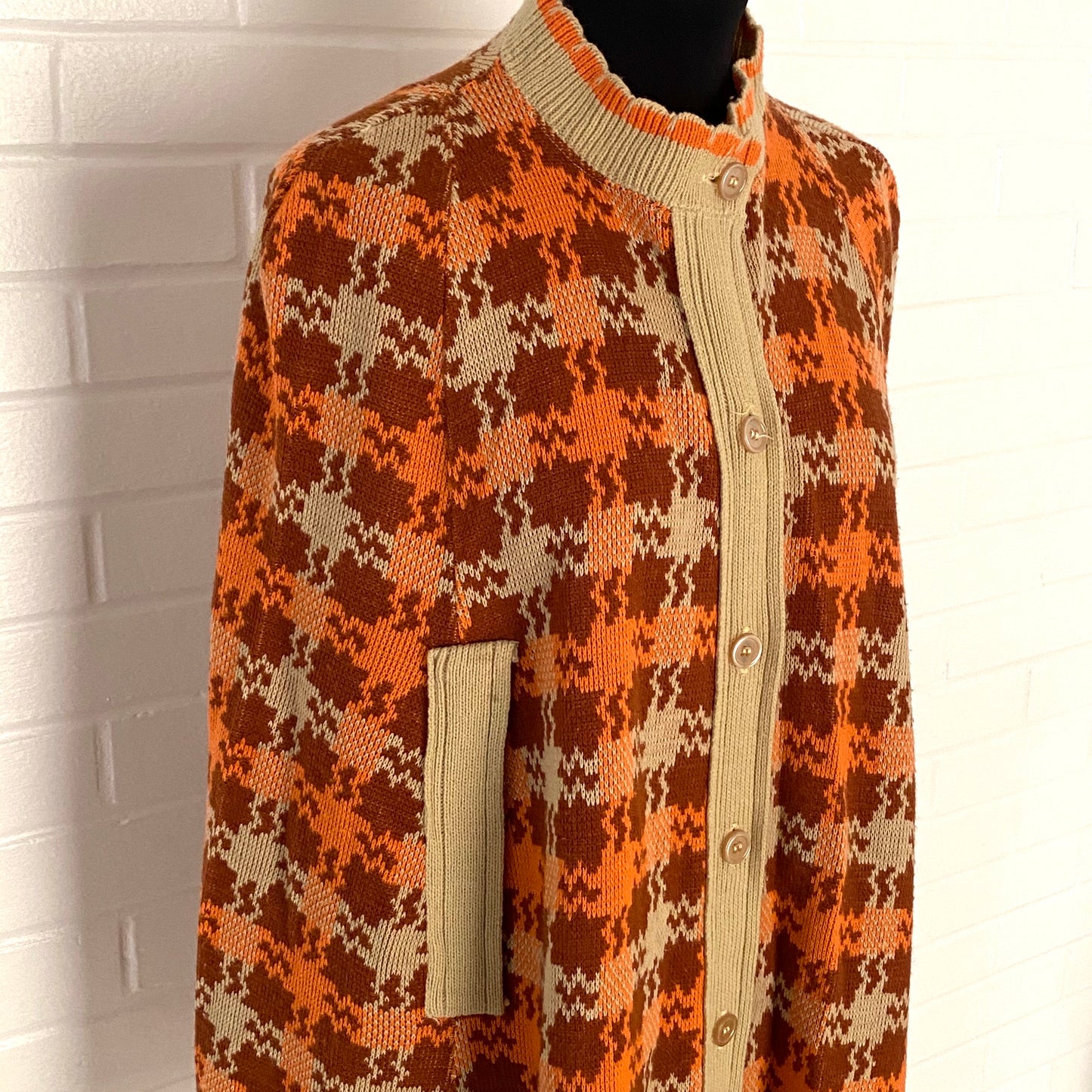 Late 50s/Early 60s Banff Sweater Capelet