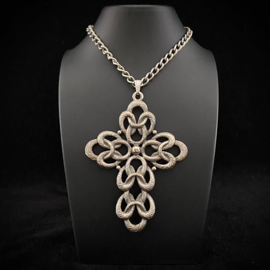 1973 Sarah Coventry Today Pendant Cross Necklace