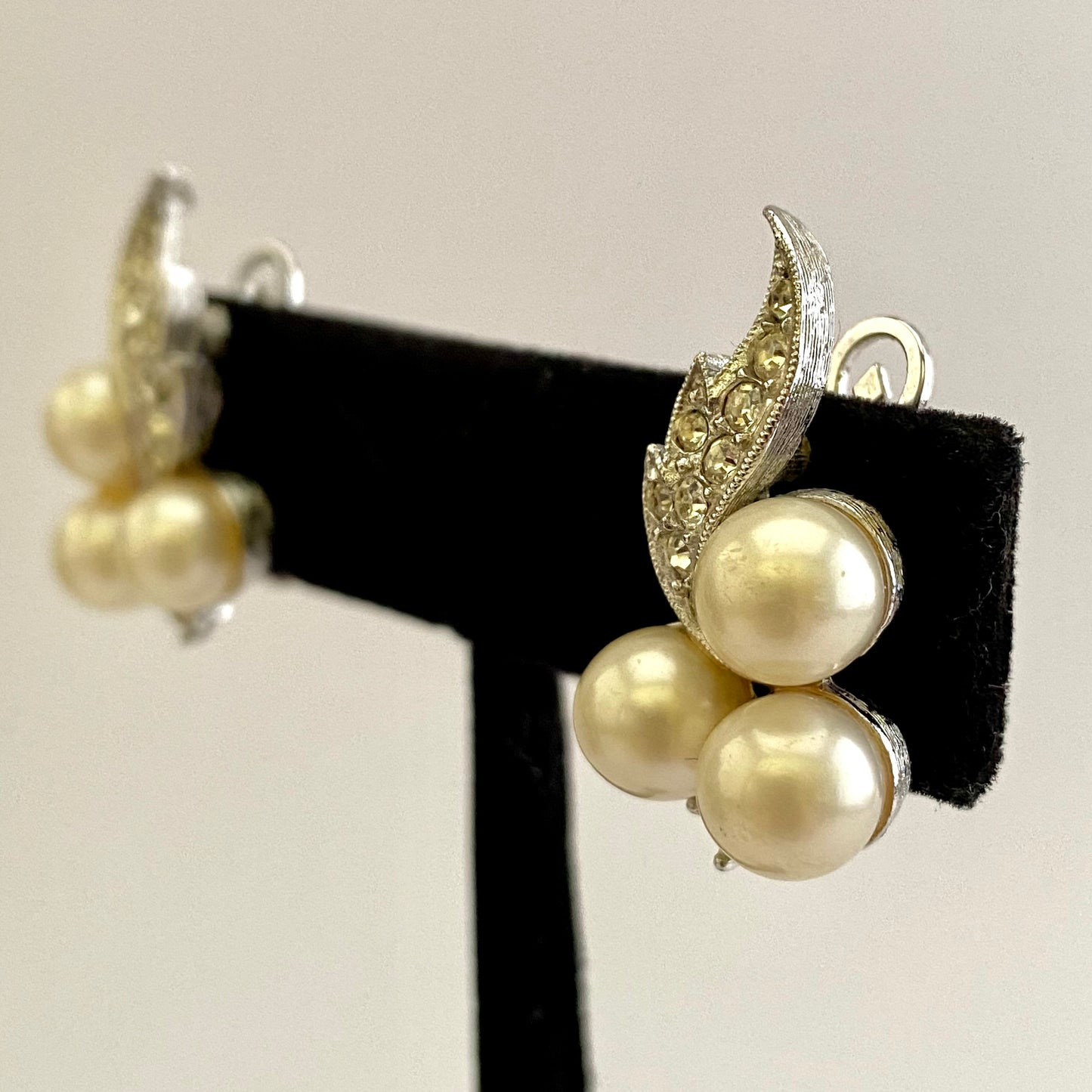 Late 50s/ Early 60s Marvella Pearl & Rhinestone Earrings