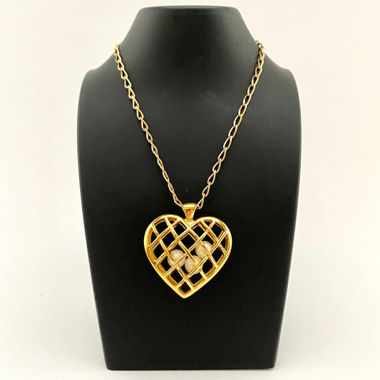 1993 Avon Capture Your Heart Pendant Necklace