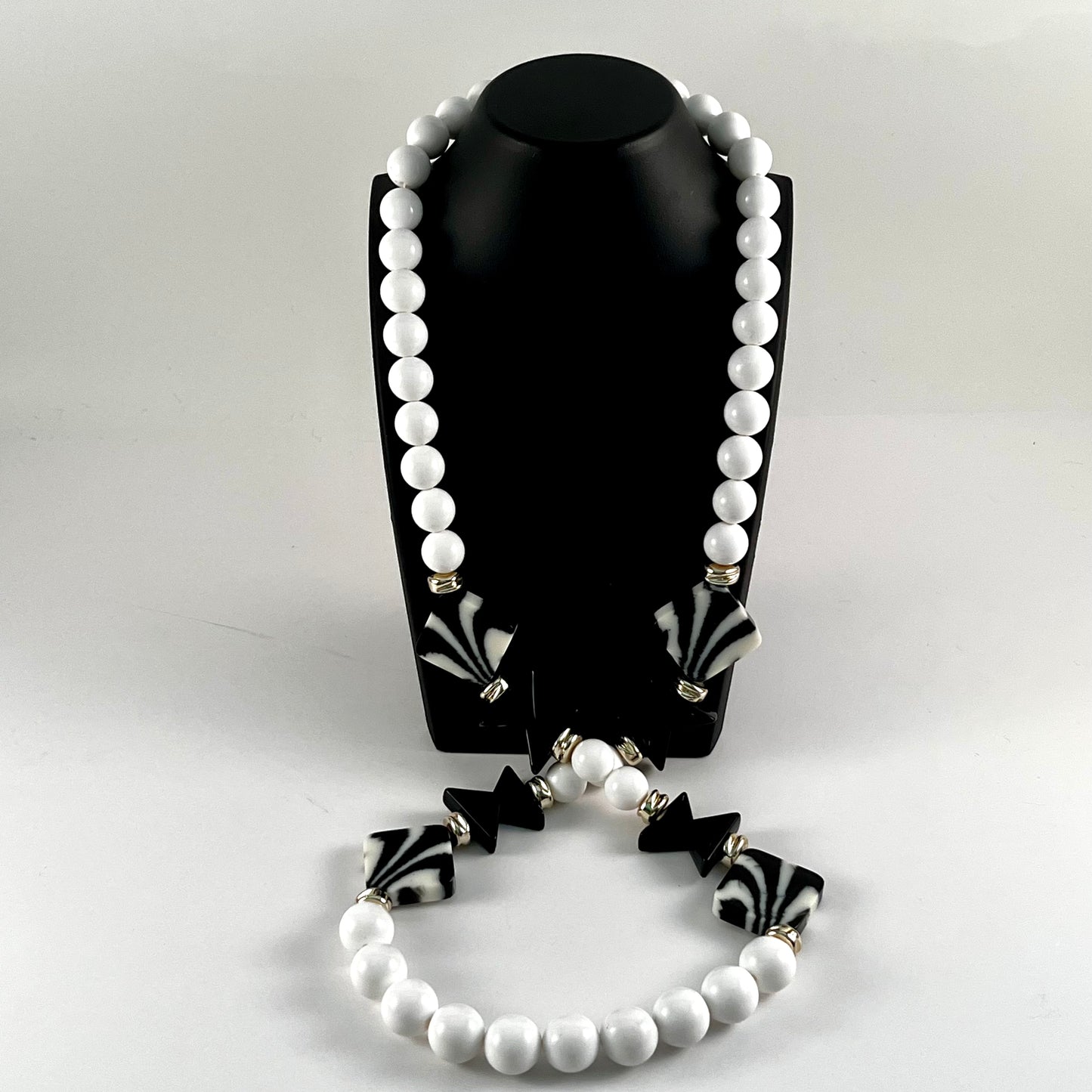 1980s Unique Black & White Bead Necklace