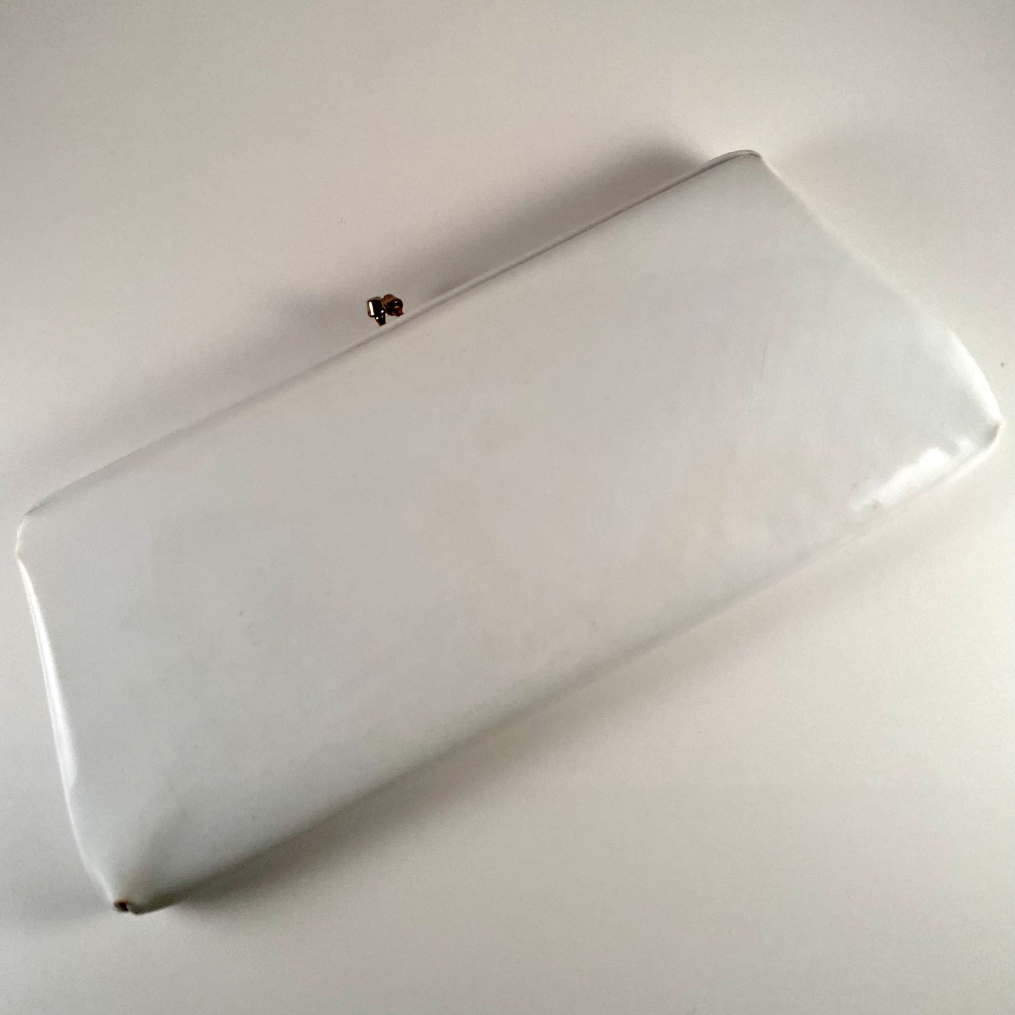 1960s HL White Patent Leather Clutch With Optional Handle