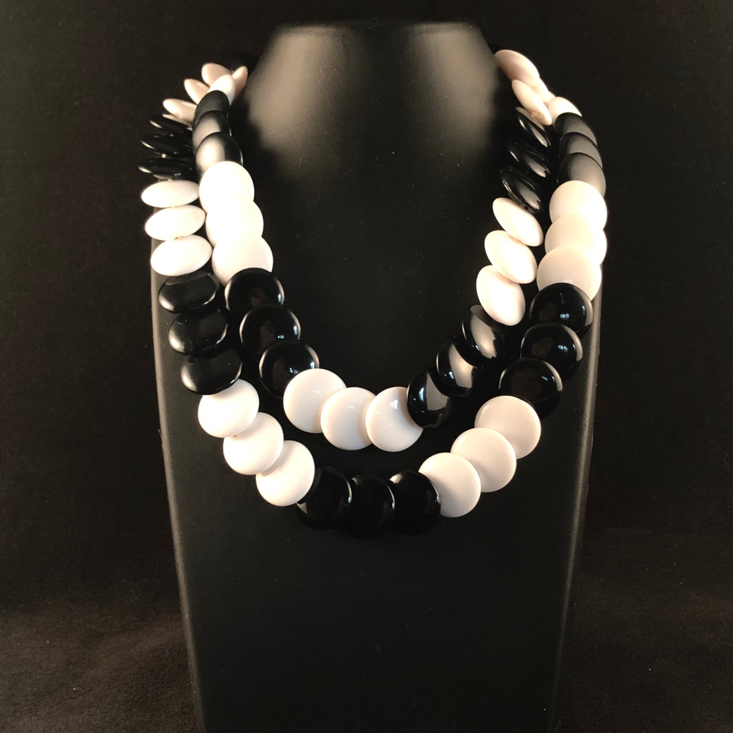 1980s Trifari Black & White Bead Necklace - Retro Kandy Vintage
