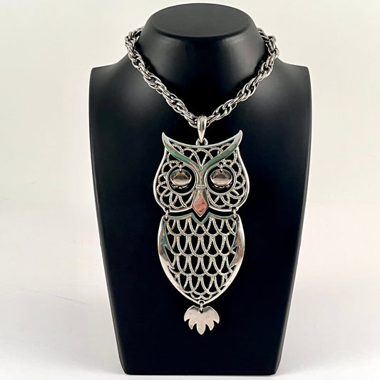 1970s Articulated Owl Pendant Necklace